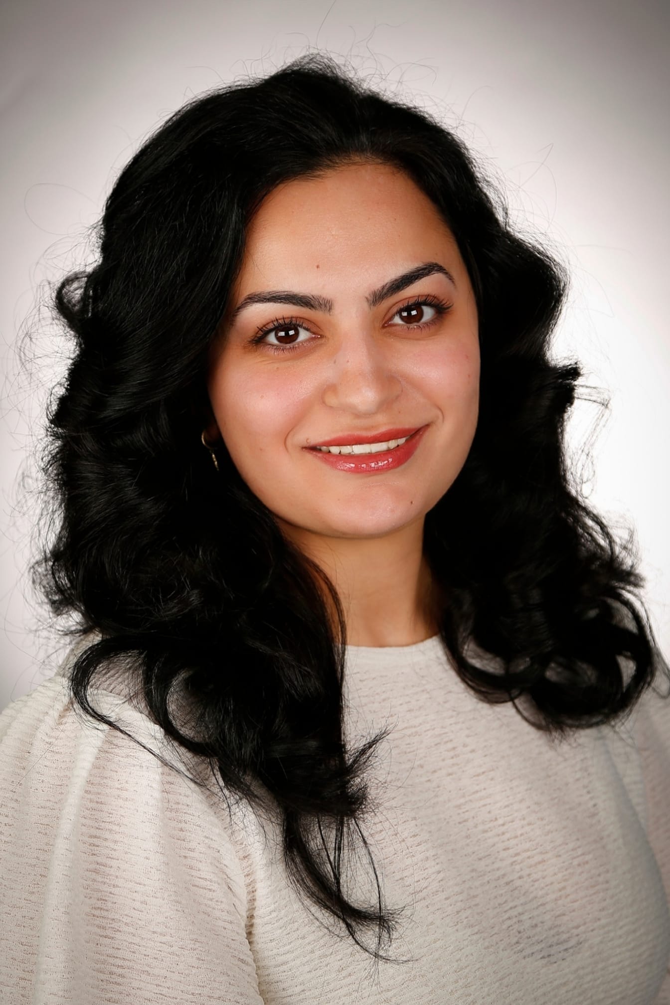 Lily Amantanian - Gründerin von Benedicta Hosts